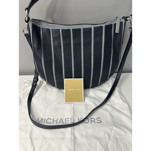 New Michael Kors Brooklyn Appliqué Medium Convertible Hobo Bag Blue Shoulder Bag - Picture 8 of 8